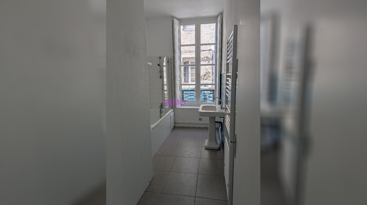 Ma-Cabane - Location Appartement LODEVE, 103 m²