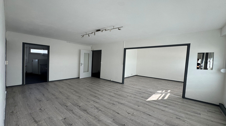 Ma-Cabane - Location Appartement LOMME, 65 m²