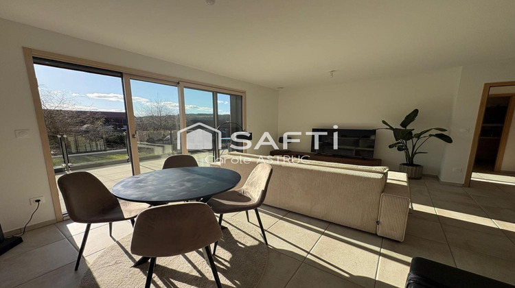 Ma-Cabane - Location Appartement Longevilles-Mont-d'Or, 74 m²