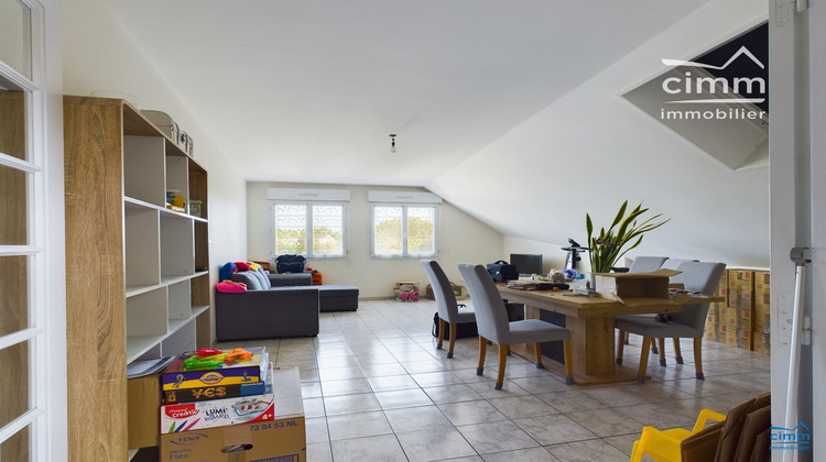 Ma-Cabane - Location Appartement Longué-Jumelles, 84 m²
