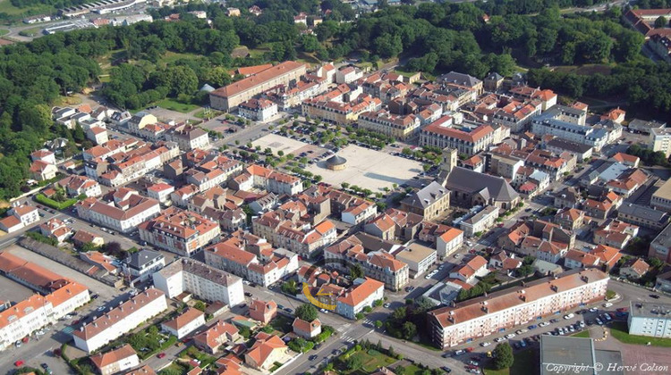 Ma-Cabane - Location Appartement Longwy, 32 m²