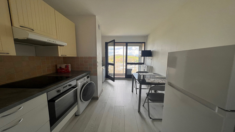 Ma-Cabane - Location Appartement LONS-LE-SAUNIER, 77 m²