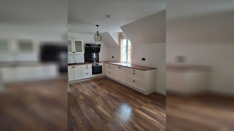 Ma-Cabane - Location Appartement LONS-LE-SAUNIER, 105 m²