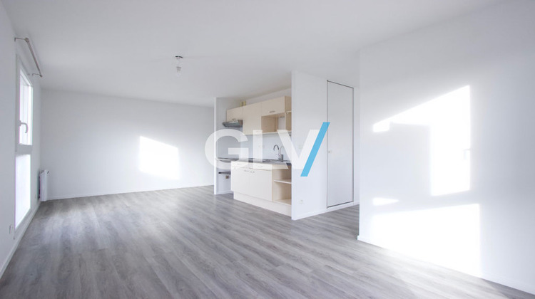 Ma-Cabane - Location Appartement LOOS, 38 m²