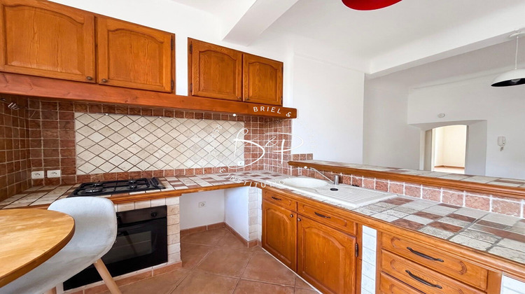 Ma-Cabane - Location Appartement LORGUES, 50 m²