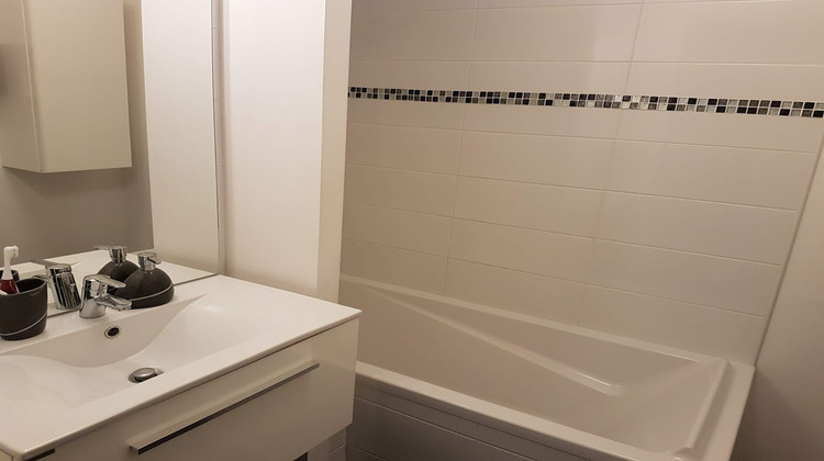 Ma-Cabane - Location Appartement LORIENT, 67 m²