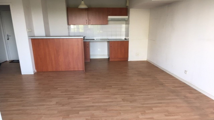 Ma-Cabane - Location Appartement LORMONT, 59 m²