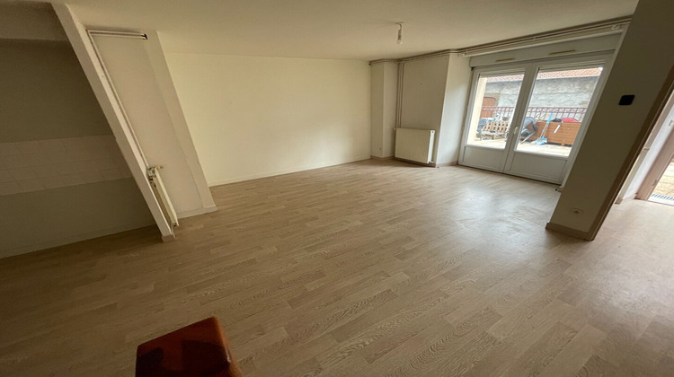 Ma-Cabane - Location Appartement LOUDES, 75 m²