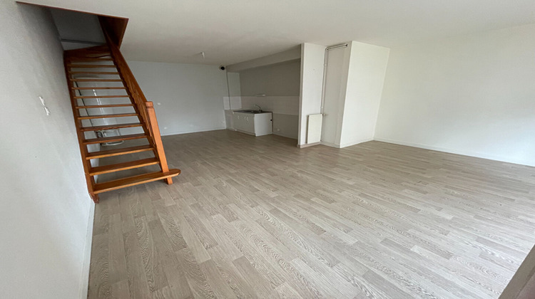 Ma-Cabane - Location Appartement LOUDES, 75 m²