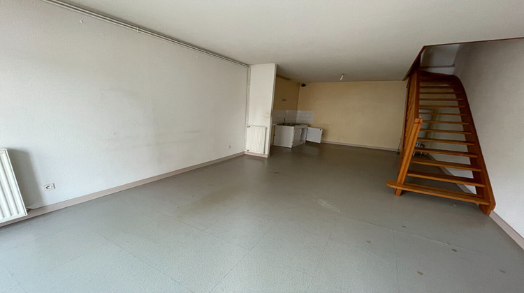 Ma-Cabane - Location Appartement LOUDES, 65 m²