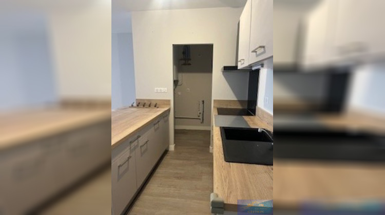 Ma-Cabane - Location Appartement Lourdes, 98 m²