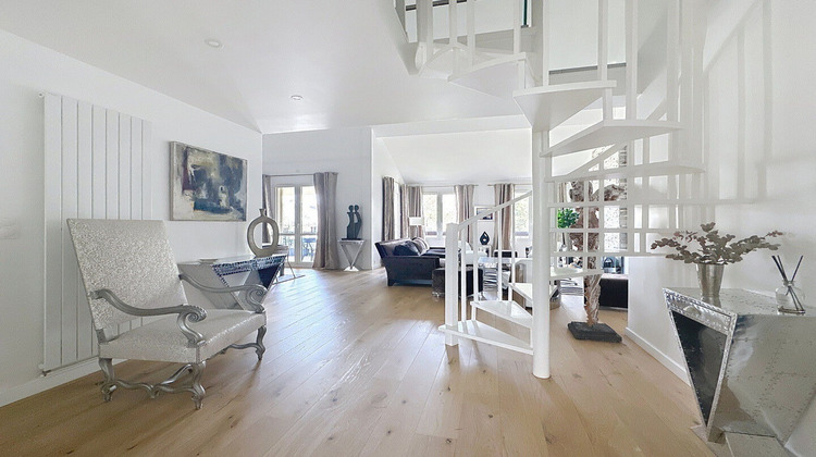 Ma-Cabane - Location Appartement LOUVECIENNES, 200 m²