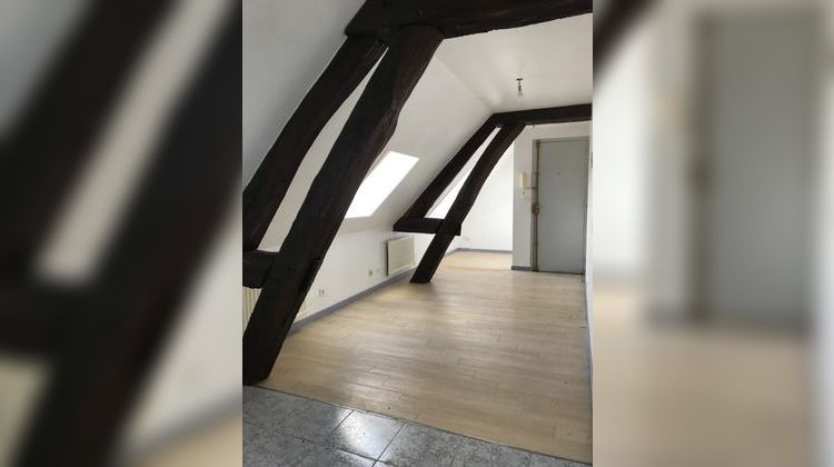 Ma-Cabane - Location Appartement LOUVIERS, 25 m²