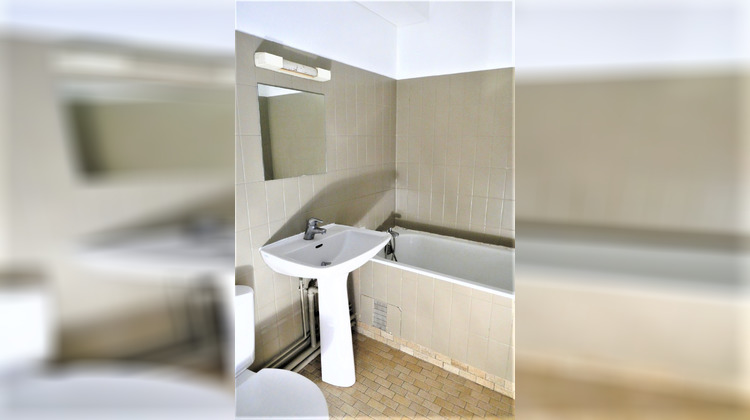 Ma-Cabane - Location Appartement LOUVIERS, 24 m²