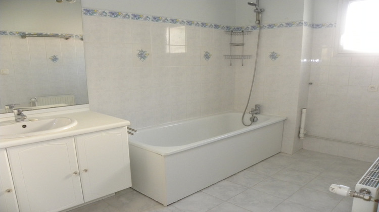 Ma-Cabane - Location Appartement Louviers, 82 m²