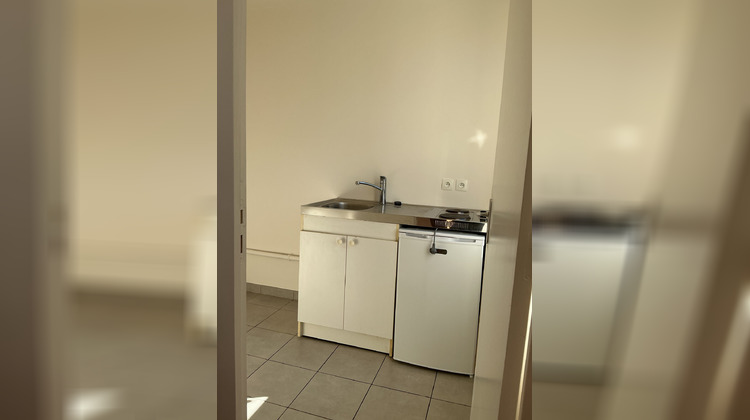 Ma-Cabane - Location Appartement Louviers, 29 m²