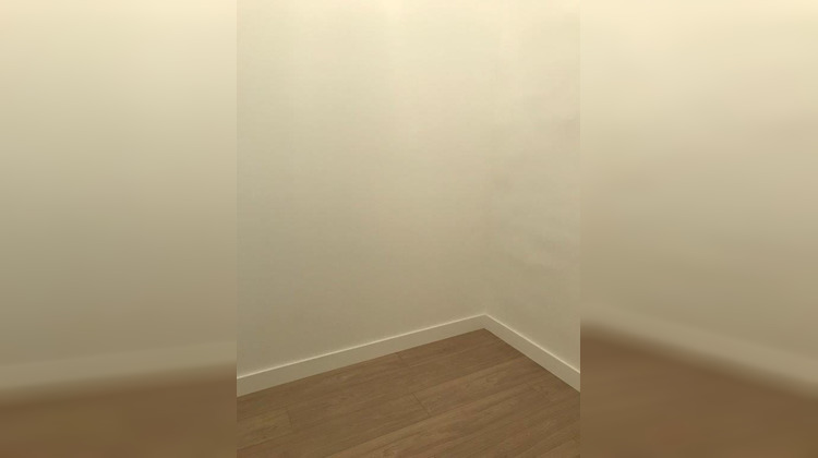 Ma-Cabane - Location Appartement LOUVIERS, 28 m²