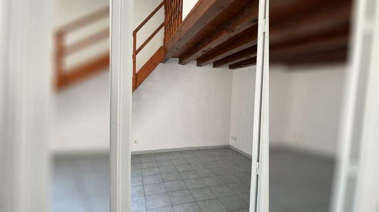 Ma-Cabane - Location Appartement Louviers, 35 m²