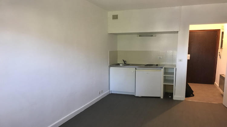 Ma-Cabane - Location Appartement LOUVIERS, 15 m²