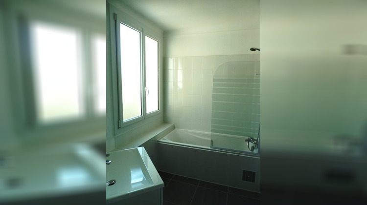 Ma-Cabane - Location Appartement LOUVIERS, 87 m²