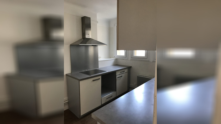 Ma-Cabane - Location Appartement LOUVIERS, 90 m²