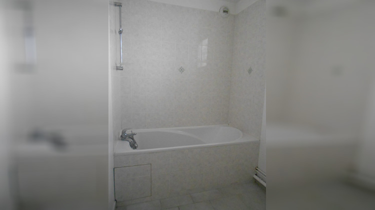 Ma-Cabane - Location Appartement LOUVIERS, 55 m²