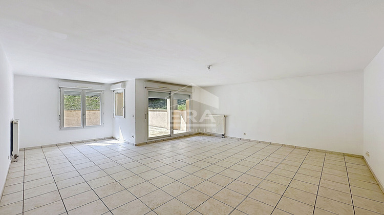 Ma-Cabane - Location Appartement LOUVRES, 76 m²