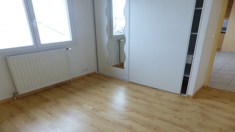Ma-Cabane - Location Appartement LUC-LA-PRIMAUBE, 39 m²