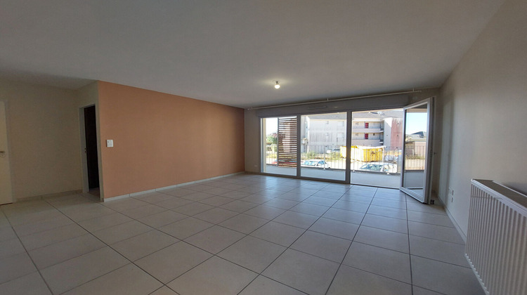 Ma-Cabane - Location Appartement LUC-LA-PRIMAUBE, 63 m²