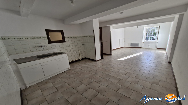 Ma-Cabane - Location Appartement Luc-sur-Orbieu, 43 m²
