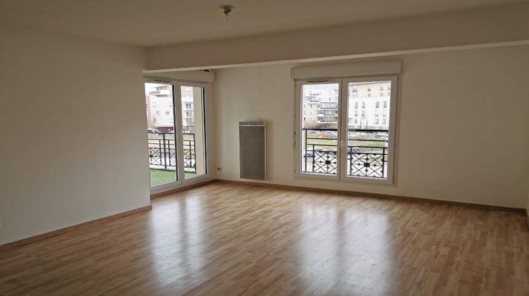 Ma-Cabane - Location Appartement LUCE, 64 m²