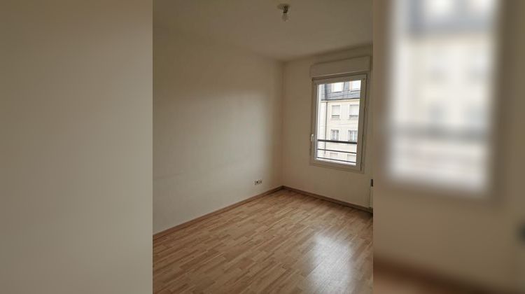 Ma-Cabane - Location Appartement LUCE, 64 m²