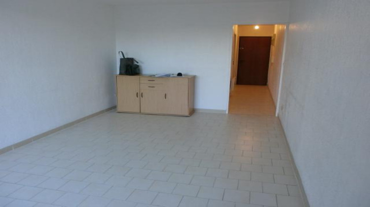 Ma-Cabane - Location Appartement Lunel, 30 m²