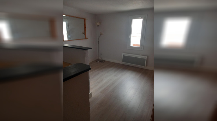 Ma-Cabane - Location Appartement Lunel, 35 m²