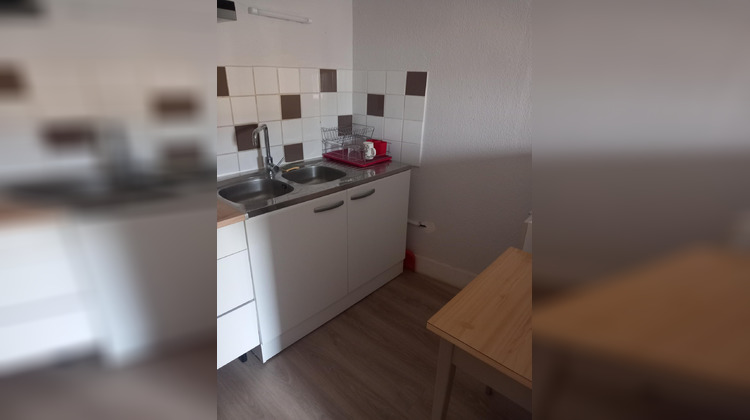 Ma-Cabane - Location Appartement Lunel, 35 m²