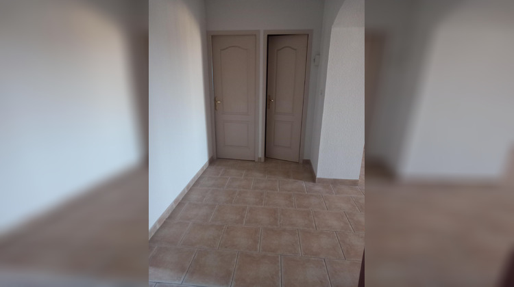 Ma-Cabane - Location Appartement Lunel, 70 m²