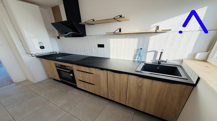 Ma-Cabane - Location Appartement Lunéville, 90 m²