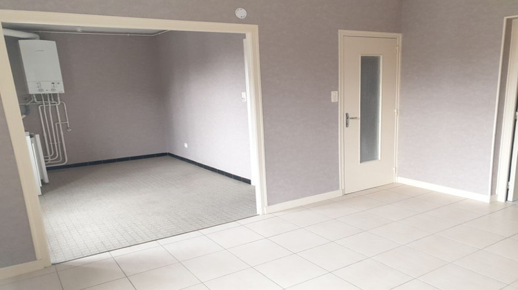 Ma-Cabane - Location Appartement LUNEVILLE, 40 m²