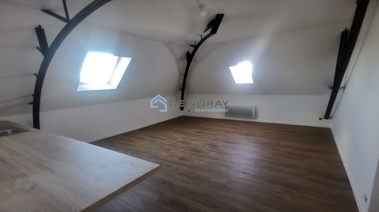 Ma-Cabane - Location Appartement LUSSAULT-SUR-LOIRE, 56 m²