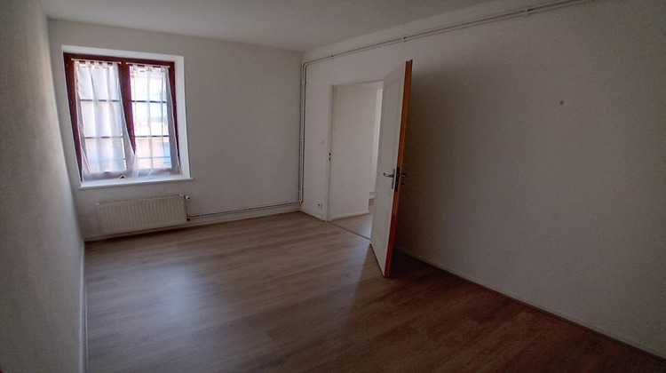 Ma-Cabane - Location Appartement LUXEUIL-LES-BAINS, 38 m²