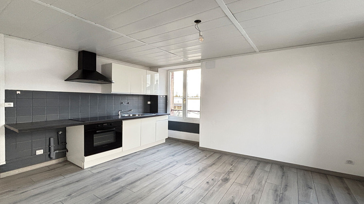 Ma-Cabane - Location Appartement LUXEUIL-LES-BAINS, 38 m²