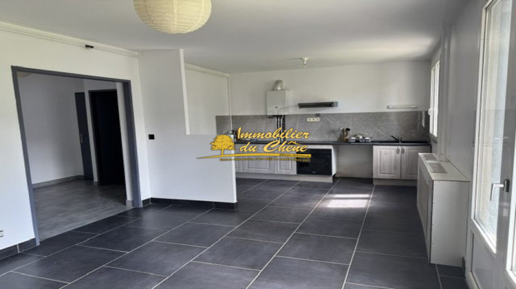Ma-Cabane - Location Appartement Luxeuil-les-Bains, 65 m²