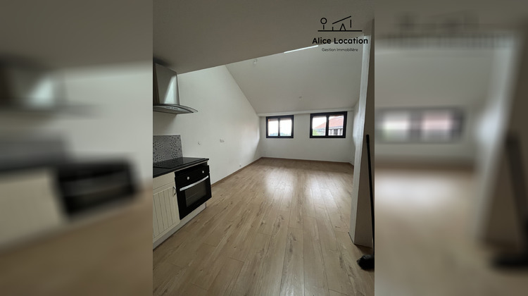 Ma-Cabane - Location Appartement Lyaud, 38 m²