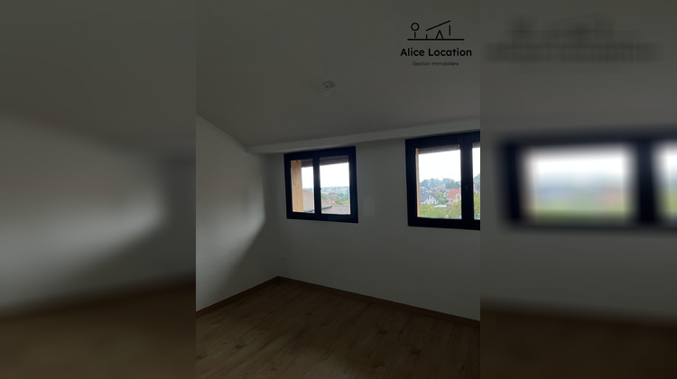 Ma-Cabane - Location Appartement Lyaud, 38 m²
