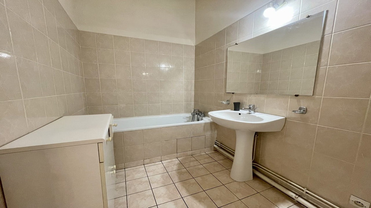 Ma-Cabane - Location Appartement LYON 06, 42 m²