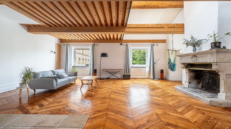 Ma-Cabane - Location Appartement LYON 1, 250 m²