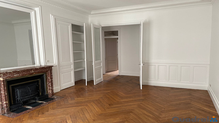 Ma-Cabane - Location Appartement LYON 2, 257 m²