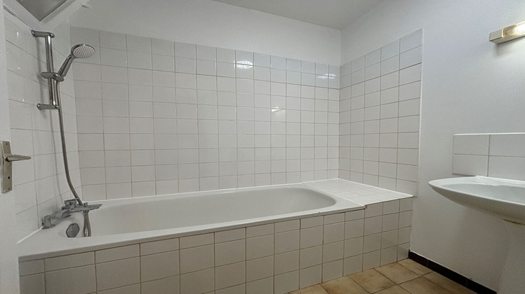 Ma-Cabane - Location Appartement LYON 3, 61 m²