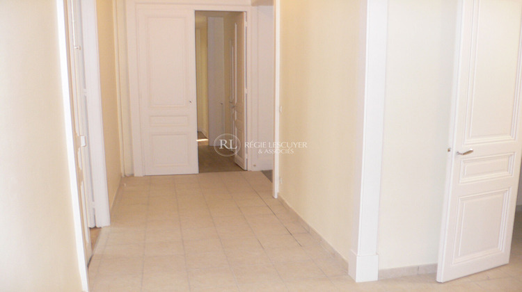 Ma-Cabane - Location Appartement LYON 6, 181 m²