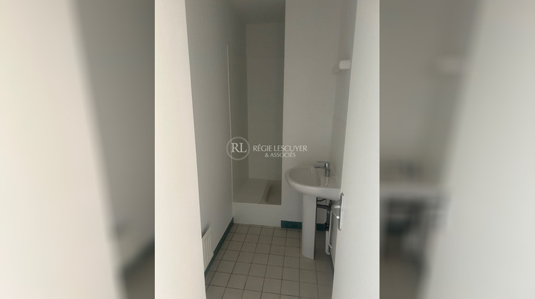 Ma-Cabane - Location Appartement LYON 7, 96 m²